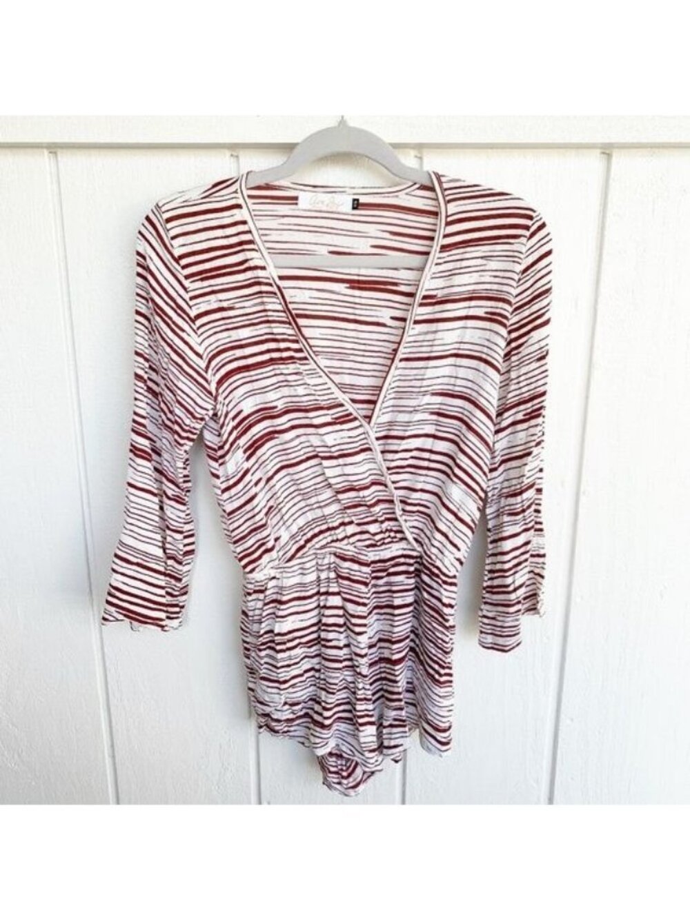 Ava Sky Hawaii V-Neck Wrap White Red Striped Romper Women's X-Small XS